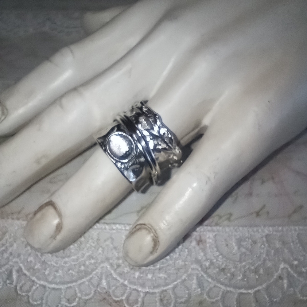 Silver Tone  Women's Fidget Ring